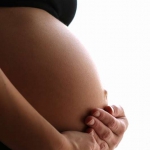 Стресс беременной поможет будущему малышу: исследование