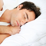 Стало известно, почему алкоголь ухудшает качество сна
