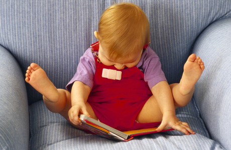 Когда и как начинать обучать ребенка чтению