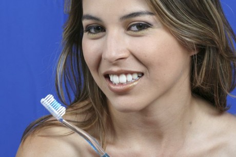 Домашнее отбеливание зубов: советы стоматолога